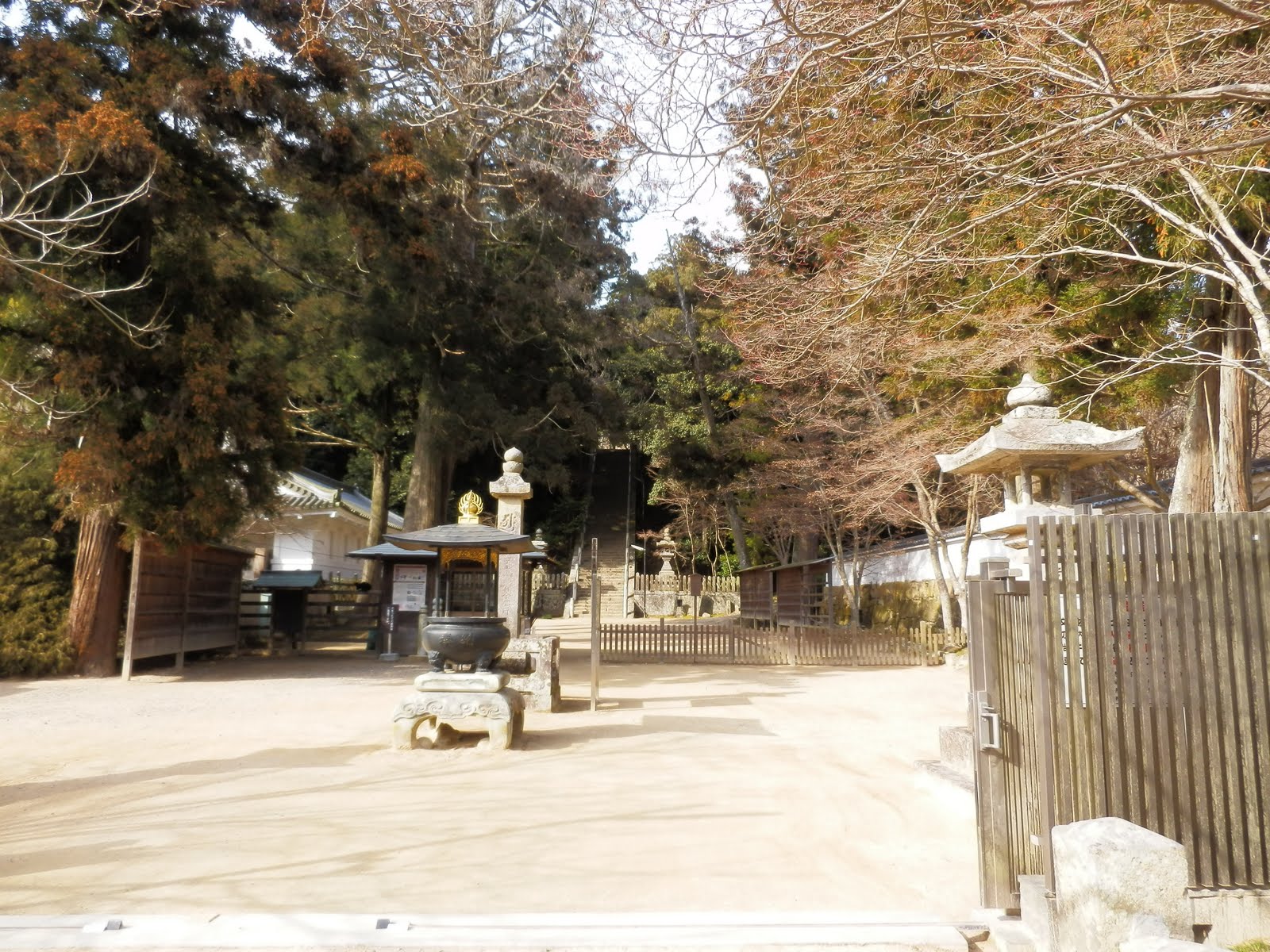 Saigoku Kannon Pilgrimage: Hokkezan IchijÅ-ji