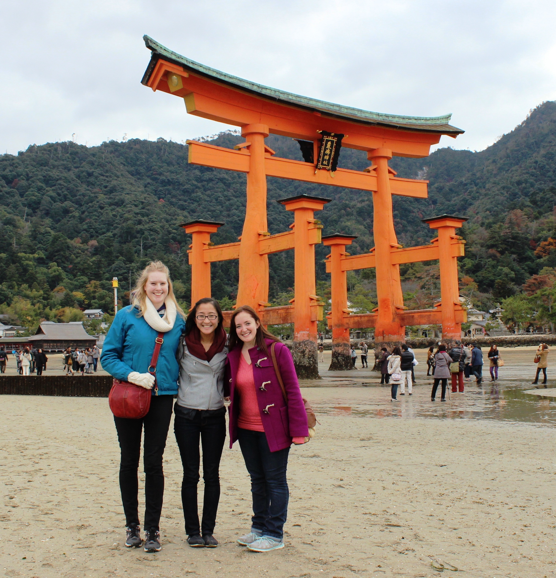 Travel Japan: Hiroshima Prefecture in a Day!